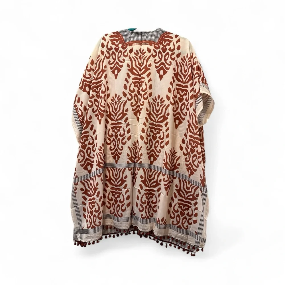 Dokotoo Bohemian Kimono - Picture 2 of 2